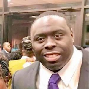 Meet your Posher, Derrick